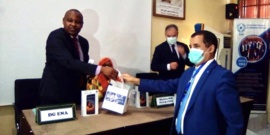 Tchad : e-learning, Tigo offre une connexion Internet gratuite à 132 élèves de l'ENA. © Mahamat Abdramane Ali Kitire/Alwihda Info Tchad : e-learning, Tigo offre une connexion Internet gratuite à 132 élèves de l'ENA. © Mahamat Abdramane Ali Kitire/Alwihda Info