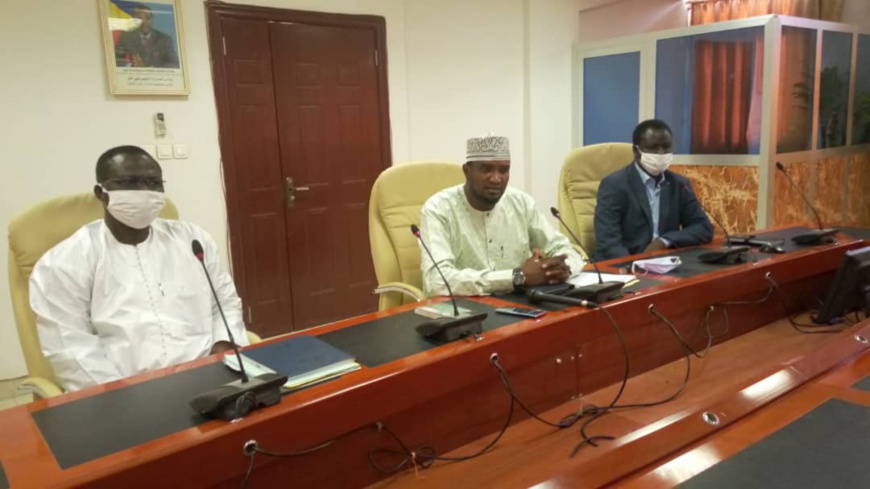 Tchad : coronavirus, le ministre de la défense passe à la vitesse supérieure Tchad : coronavirus, le ministre de la défense passe à la vitesse supérieure