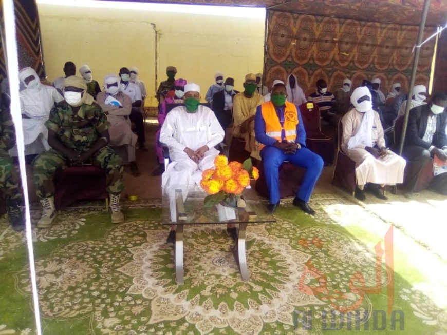 Tchad : à Am Djarass, plusieurs tonnes de vivres réceptionnés pour la population. © Alwihda Info Tchad : à Am Djarass, plusieurs tonnes de vivres réceptionnés pour la population. © Alwihda Info