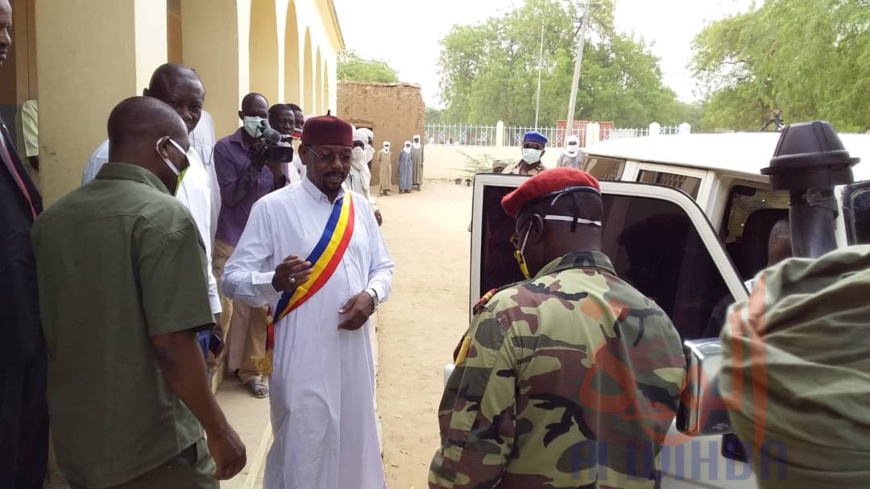 Tchad : à Ati, prestation de serment des membres de la commission électorale communale. © Hassan Djidda Hassan/Alwihda Info Tchad : à Ati, prestation de serment des membres de la commission électorale communale. © Hassan Djidda Hassan/Alwihda Info