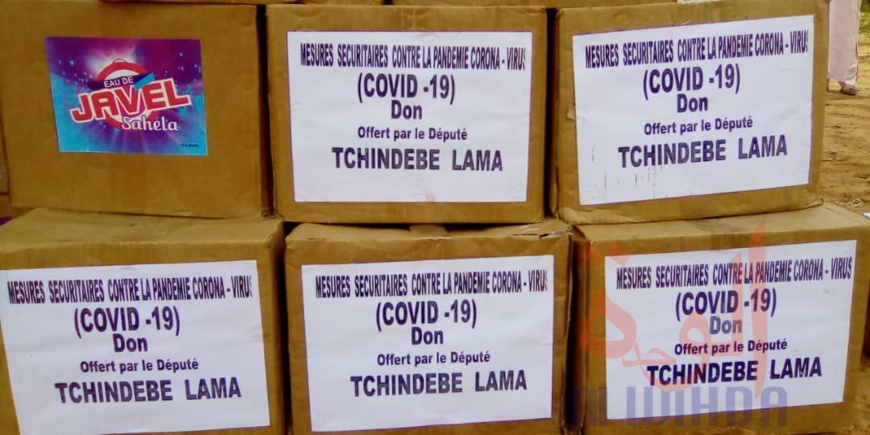 Tchad : à Pala, un député s'investit dans la lutte contre le Covid-19. © Foka Mapagne/Alwihda Info Tchad : à Pala, un député s'investit dans la lutte contre le Covid-19. © Foka Mapagne/Alwihda Info