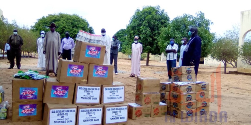 Tchad : à Pala, un député s'investit dans la lutte contre le Covid-19. © Foka Mapagne/Alwihda Info Tchad : à Pala, un député s'investit dans la lutte contre le Covid-19. © Foka Mapagne/Alwihda Info