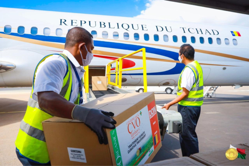 Covid-Organics : le président malgache remercie Idriss Déby "pour sa confiance". © PR Madagascar Covid-Organics : le président malgache remercie Idriss Déby "pour sa confiance". © PR Madagascar