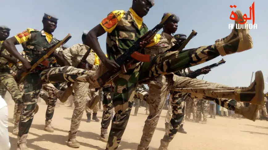 Des soldats tchadiens lors d'un défilé à la Place de la nation d'Abéché, au Ouaddaï. Illustration. © Alwihda Info