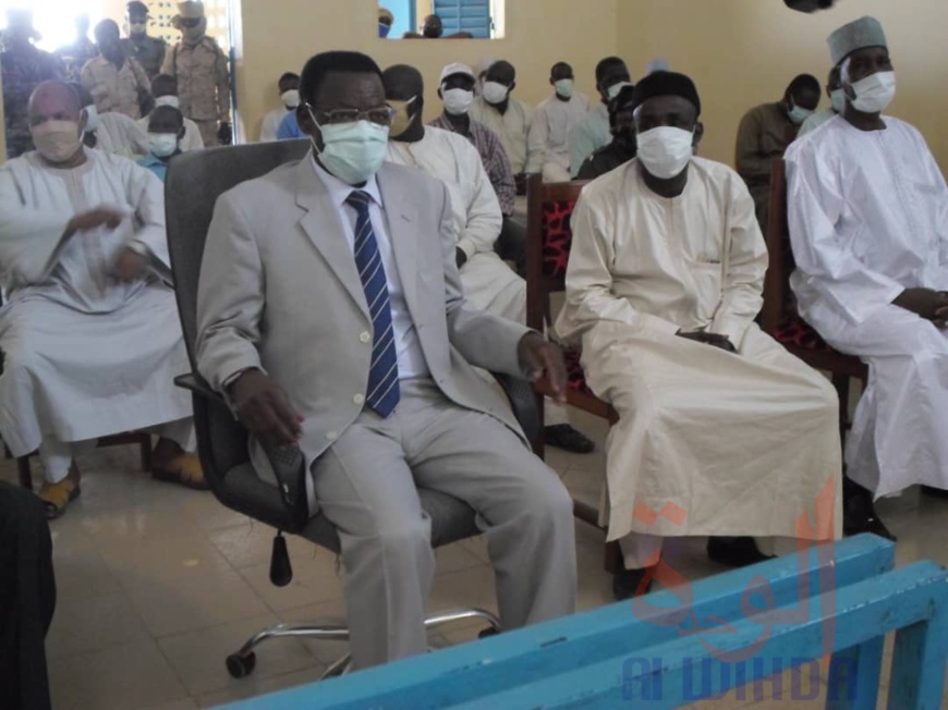 Tchad : à Mongo, 11 membres de la sous-CENI communale prêtent serment. © Béchir Badjoury/Alwihda Info Tchad : à Mongo, 11 membres de la sous-CENI communale prêtent serment. © Béchir Badjoury/Alwihda Info