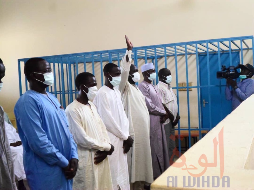 Tchad : à Mongo, 11 membres de la sous-CENI communale prêtent serment. © Béchir Badjoury/Alwihda Info Tchad : à Mongo, 11 membres de la sous-CENI communale prêtent serment. © Béchir Badjoury/Alwihda Info