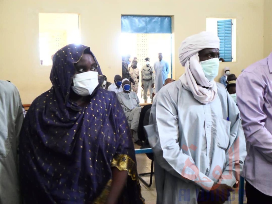 Tchad : à Mongo, 11 membres de la sous-CENI communale prêtent serment. © Béchir Badjoury/Alwihda Info Tchad : à Mongo, 11 membres de la sous-CENI communale prêtent serment. © Béchir Badjoury/Alwihda Info
