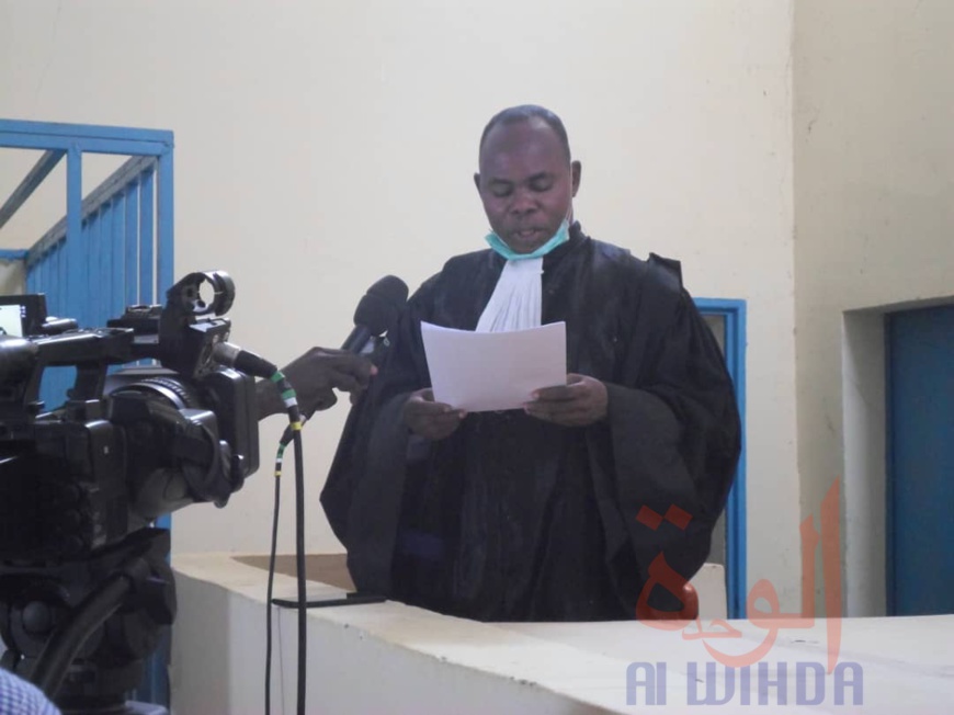 Tchad : à Mongo, 11 membres de la sous-CENI communale prêtent serment. © Béchir Badjoury/Alwihda Info Tchad : à Mongo, 11 membres de la sous-CENI communale prêtent serment. © Béchir Badjoury/Alwihda Info