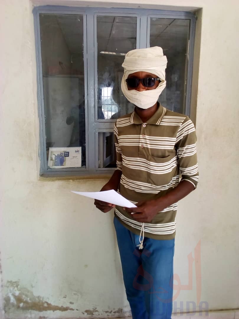 Tchad : à Massakory, la SNE distribue la deuxième tranche gratuite d'électricité. © Mbainaissem Gédéon/Alwihda Info Tchad : à Massakory, la SNE distribue la deuxième tranche gratuite d'électricité. © Mbainaissem Gédéon/Alwihda Info
