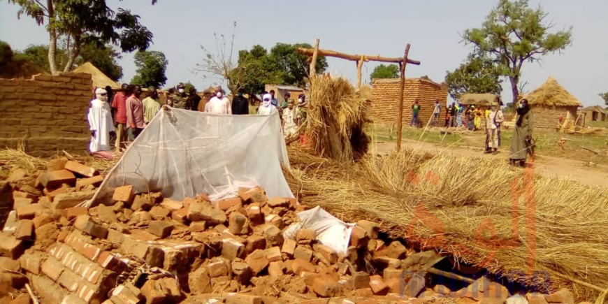 Tchad : une tornade fait des victimes et des dégâts dans le département de Gagal. © Foka Mapagne/Alwihda Info Tchad : une tornade fait des victimes et des dégâts dans le département de Gagal. © Foka Mapagne/Alwihda Info