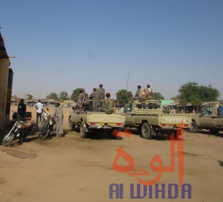 Des forces de défense et de sécurité positionnées à Goz Beida lors d'un évènement. Février 2020. © Mahamat Issa Gadaya/Alwihda Info Des forces de défense et de sécurité positionnées à Goz Beida lors d'un évènement. Février 2020. © Mahamat Issa Gadaya/Alwihda Info