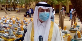 Tchad : à N'Djamena, 1500 kits alimentaires offerts par le biais du Qatar. © Mahamat Abdramane Ali Kitire/Alwihda Info Tchad : à N'Djamena, 1500 kits alimentaires offerts par le biais du Qatar. © Mahamat Abdramane Ali Kitire/Alwihda Info