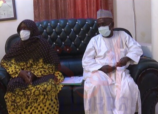 Tchad : au Borkou, premières prises de contact pour le nouveau gouverneur. © Abdoulaye Akim/Alwihda Info Tchad : au Borkou, premières prises de contact pour le nouveau gouverneur. © Abdoulaye Akim/Alwihda Info