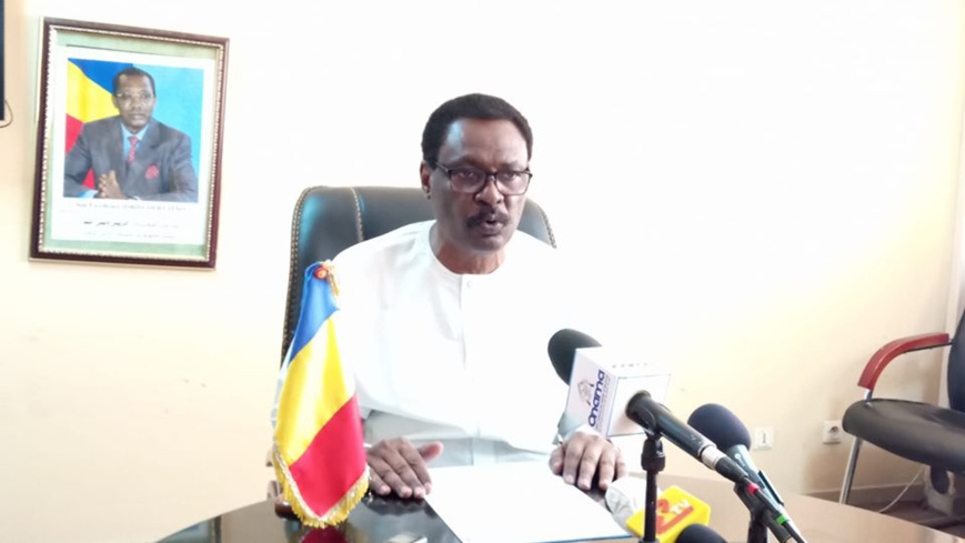Le ministre de la Santé publique, Pr. Mahamoud Youssouf Khayal. Le ministre de la Santé publique, Pr. Mahamoud Youssouf Khayal.