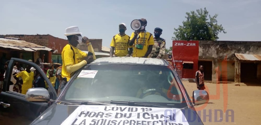 Tchad - Covid19 : à Laï rural, une grande tournée de sensibilisation dans les cantons. © Éric Guedi/Alwihda Info Tchad - Covid19 : à Laï rural, une grande tournée de sensibilisation dans les cantons. © Éric Guedi/Alwihda Info