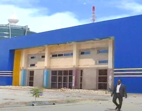 Le siège en rénovation de la Poste en juillet 2018. © DR Le siège en rénovation de la Poste en juillet 2018. © DR