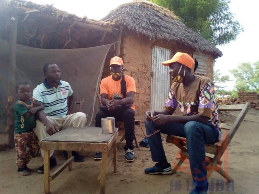 Tchad - COVID19 : au Lac-Léré, les jeunes de l'UNDR sillonnent 85 villages. © Foka Mapagne/Alwihda Info