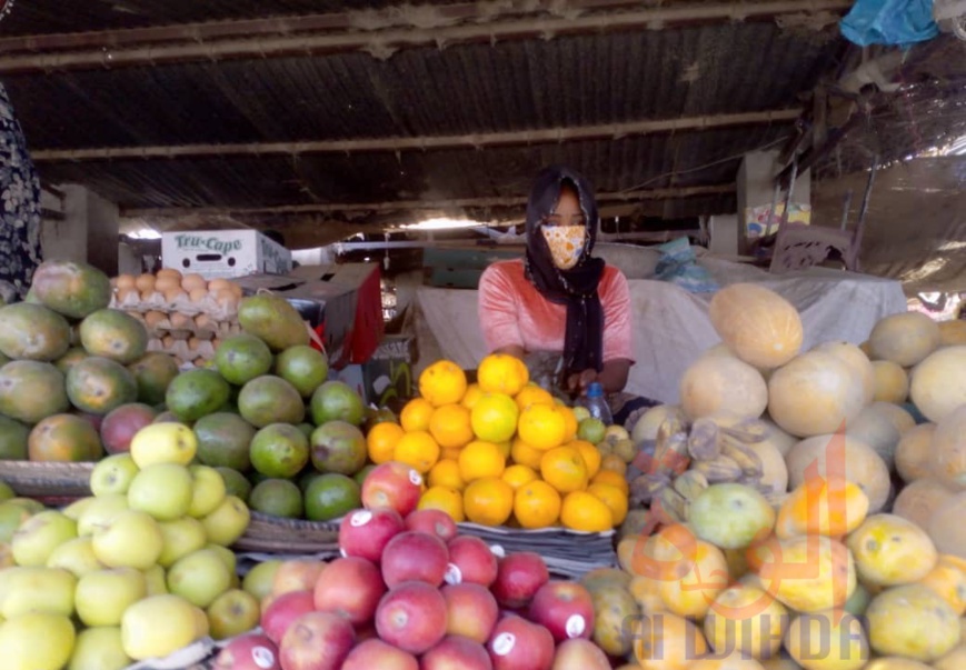 Tchad : à Abéché, la distribution gratuite de masques s'intensifie Tchad : à Abéché, la distribution gratuite de masques s'intensifie
