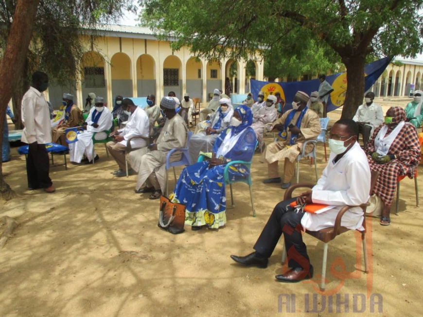 Tchad - Covid-19 : à Bitkine, localité touchée, le personnel soignant reçoit un appui. © Béchir Badjoury/Alwihda Info