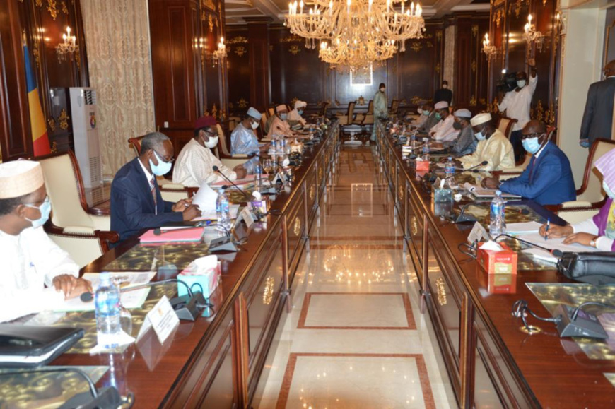 Tchad - Covid-19 : manque de matériel, le président demande d'accélérer les commandes