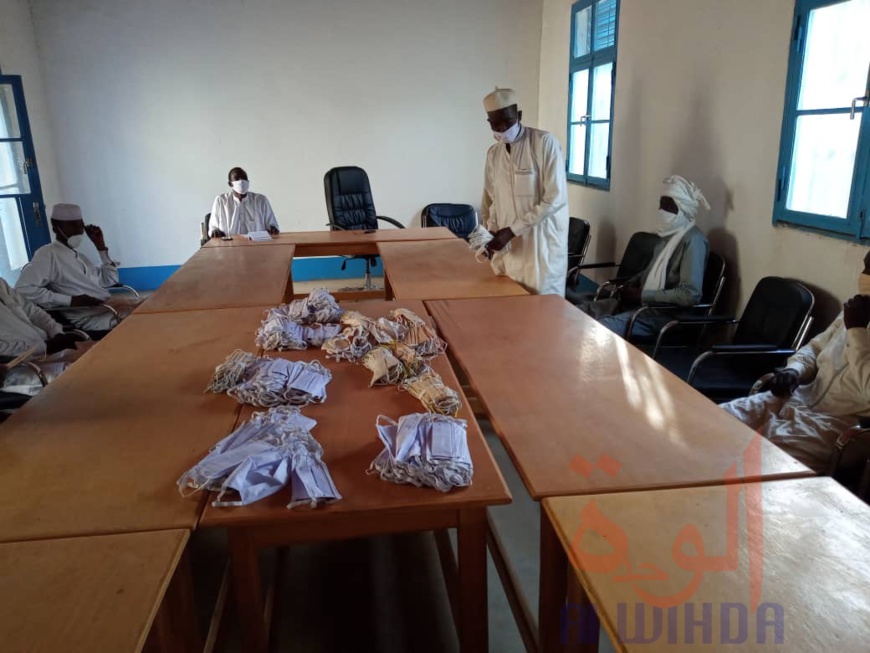 Tchad - Covid-19 : au Sila, le milieu du football appuyé par un don de masques Tchad - Covid-19 : au Sila, le milieu du football appuyé par un don de masques