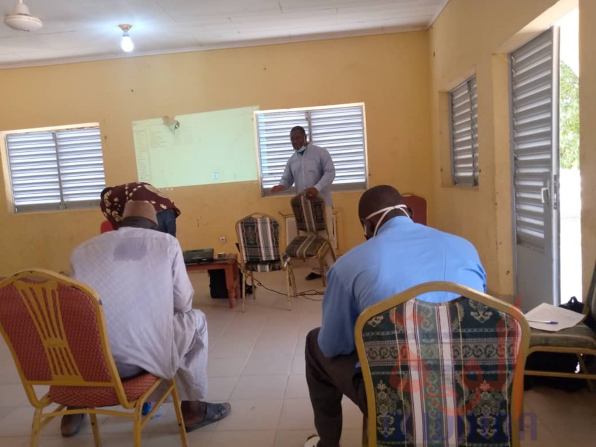 Tchad - Covid-19 : la communication des risques au centre d'une formation à Ati. © Hassan Djidda Hassan/Alwihda Info Tchad - Covid-19 : la communication des risques au centre d'une formation à Ati. © Hassan Djidda Hassan/Alwihda Info