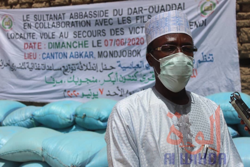 Tchad : une assistance à des victimes d'incendies dans des villages du Ouaddaï Tchad : une assistance à des victimes d'incendies dans des villages du Ouaddaï