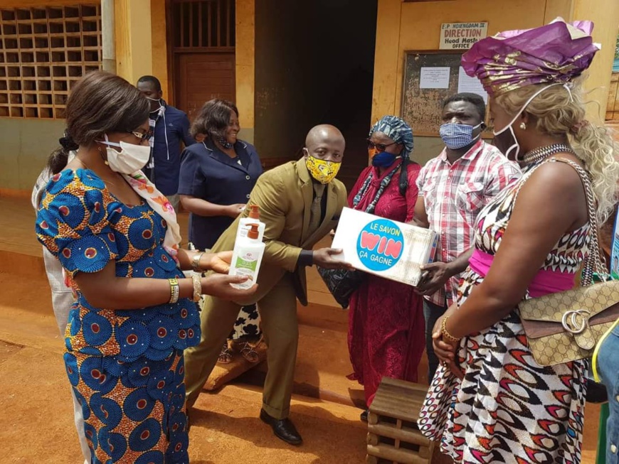 Cameroun/Chefferie Bafoussam: Pour une reprise des classes sans Covid-19 Cameroun/Chefferie Bafoussam: Pour une reprise des classes sans Covid-19