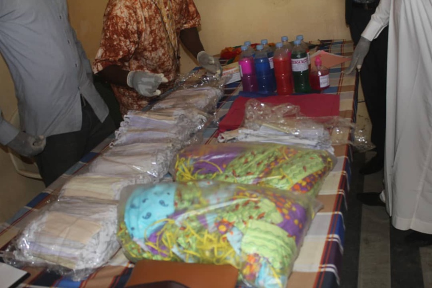 Tchad : à N'Djamena, le CAMOJET se met au service de la lutte contre la Covid-19. © Ben Kadabio/Alwihda Info Tchad : à N'Djamena, le CAMOJET se met au service de la lutte contre la Covid-19. © Ben Kadabio/Alwihda Info