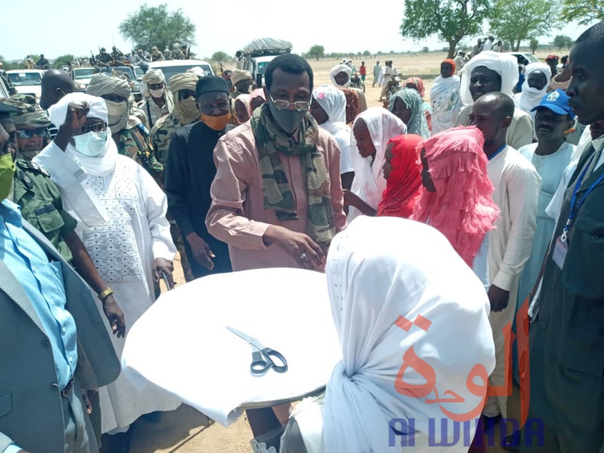 Tchad : réconciliation des communautés Dadjo et Mouro à l'Est. © Mahamat Issa Gadaya/Alwihda Info Tchad : réconciliation des communautés Dadjo et Mouro à l'Est. © Mahamat Issa Gadaya/Alwihda Info