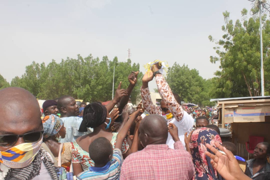 Tchad : au marché Taradona de N'Djamena, un intense plaidoyer face au Covid-19. © Ben Kadabio/Alwihda Info