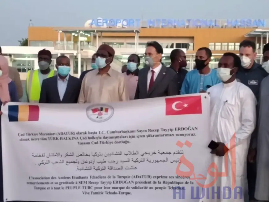 Tchad : un avion militaire turc se pose à N'Djamena avec du matériel médical. © Malick Mahamat/Alwihda Info