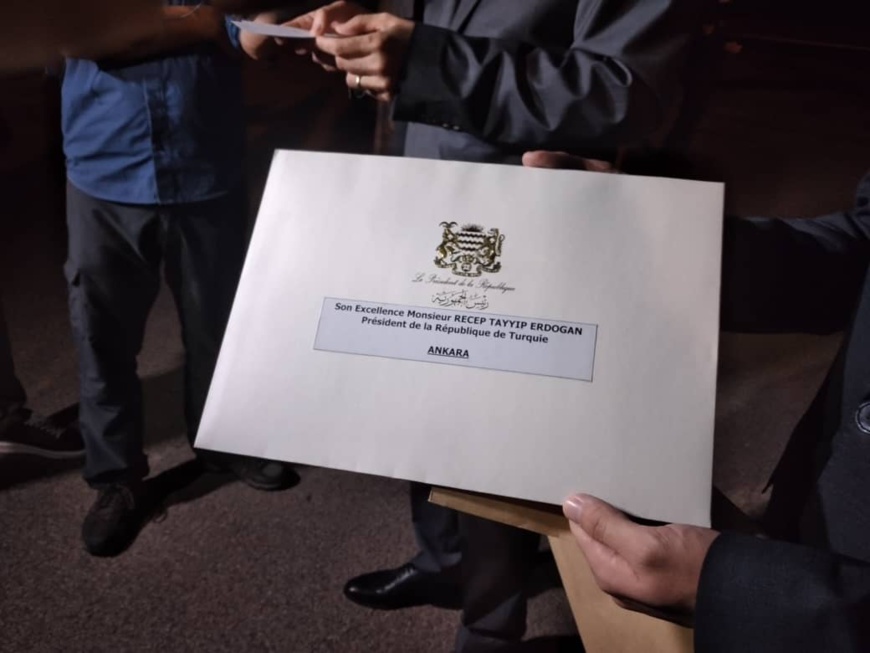 Tchad : un avion militaire turc se pose à N'Djamena avec du matériel médical Tchad : un avion militaire turc se pose à N'Djamena avec du matériel médical