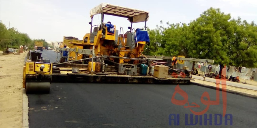 Tchad : à N'Djamena, des travaux routiers en phase de finition Tchad : à N'Djamena, des travaux routiers en phase de finition