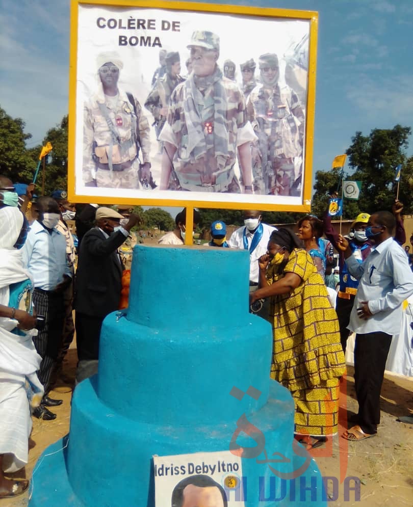 Tchad : le rond-point Colère de Boma inauguré à Doba. © Frédéric Ngardodim/Alwihda Info