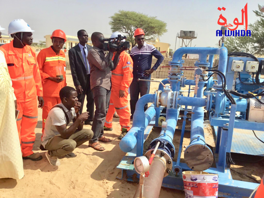 Une visite d'installations pétrolière le 20 octobre 2019 à Sedigui, au Tchad. Illustration © Djimet Wiche/Alwihda Info Une visite d'installations pétrolière le 20 octobre 2019 à Sedigui, au Tchad. Illustration © Djimet Wiche/Alwihda Info