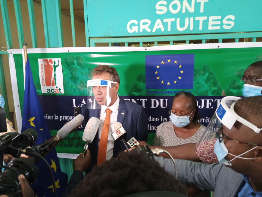 Côte d’Ivoire/Lutte contre la propagation du Covid-19 dans les prisons : L’ACAT-CI et LaBAP aux côtés des pensionnaires Côte d’Ivoire/Lutte contre la propagation du Covid-19 dans les prisons : L’ACAT-CI et LaBAP aux côtés des pensionnaires