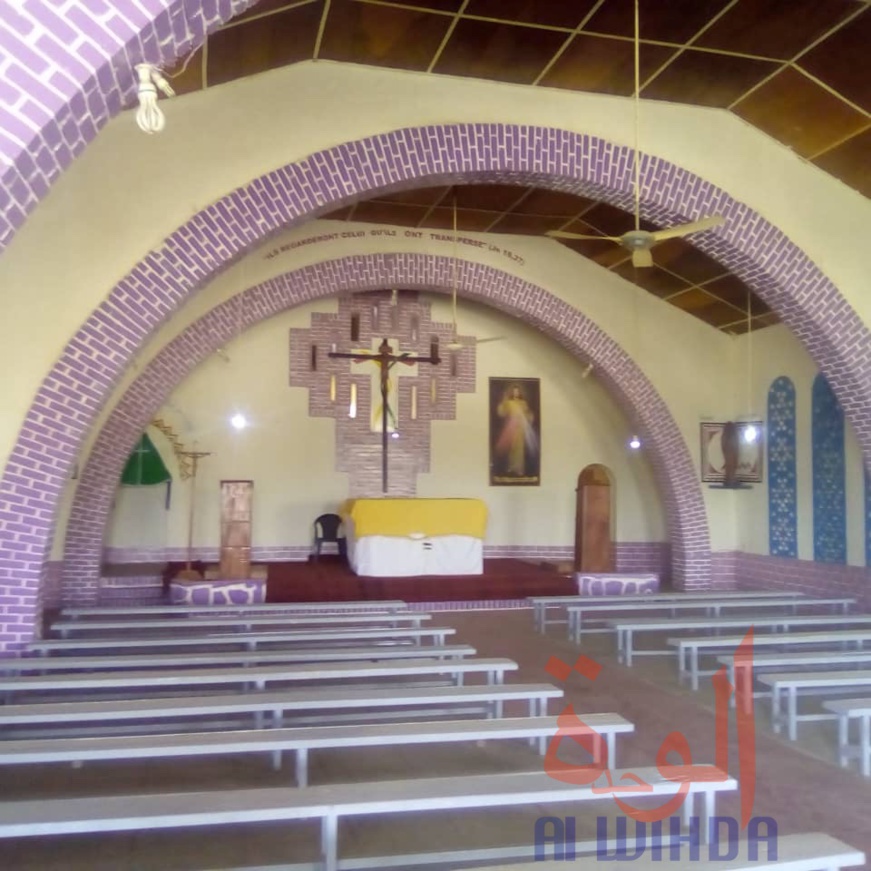 Tchad : les lieux de culte concernés se préparent pour la réouverture à Abéché. © Abba Issa/Alwihda Info Tchad : les lieux de culte concernés se préparent pour la réouverture à Abéché. © Abba Issa/Alwihda Info