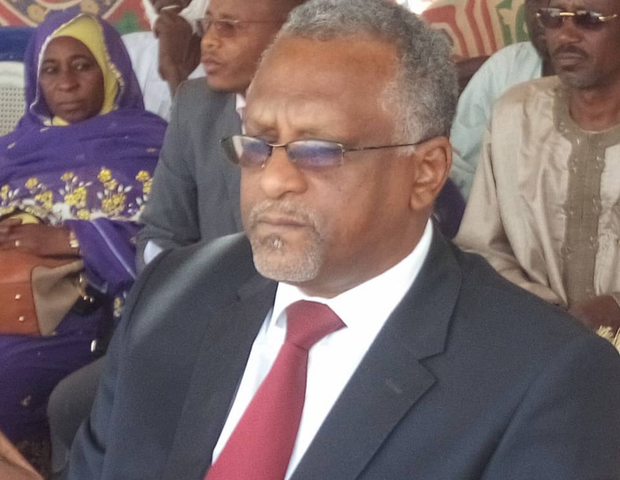 Le ministre de l'Éducation nationale et de la Promotion civique, Aboubakar Assidick Tchoroma. © Abakar Chérif/Alwihda Info Le ministre de l'Éducation nationale et de la Promotion civique, Aboubakar Assidick Tchoroma. © Abakar Chérif/Alwihda Info