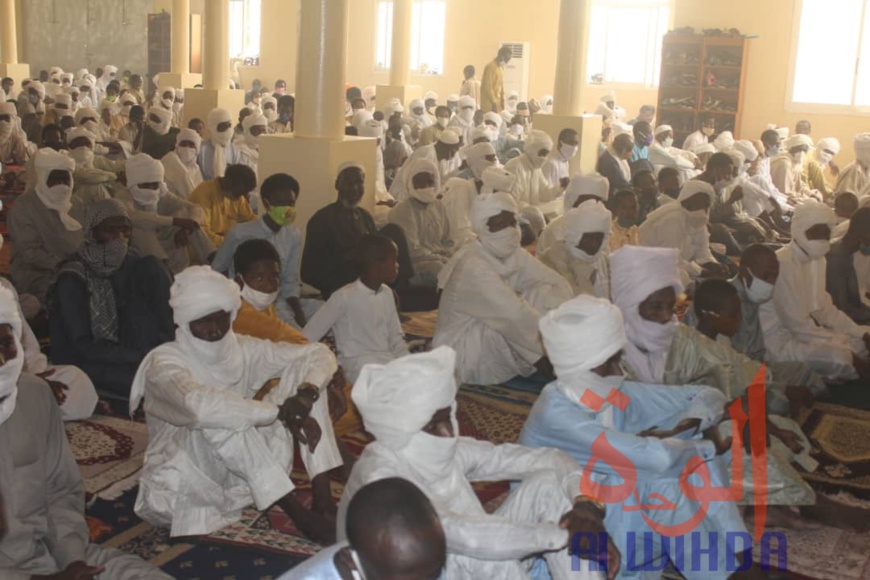 Tchad : à N'Djamena, réouverture des mosquées pour la prière du vendredi Tchad : à N'Djamena, réouverture des mosquées pour la prière du vendredi