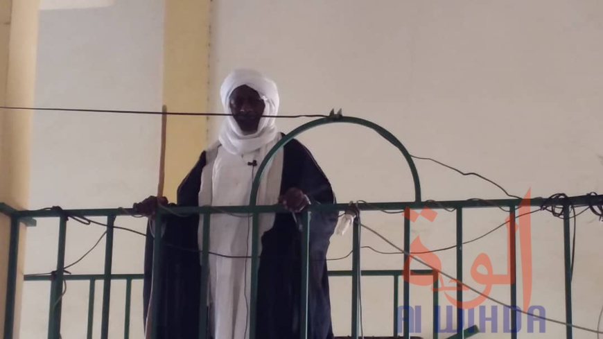 Tchad - Covid-19 : à Ati, la prière du vendredi organisée avec des mesures barrières strictes Tchad - Covid-19 : à Ati, la prière du vendredi organisée avec des mesures barrières strictes