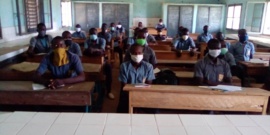 Tchad : trois jours de désinfection des lieux publics à Pala. © Foka Mapagne/Alwihda Info Tchad : trois jours de désinfection des lieux publics à Pala. © Foka Mapagne/Alwihda Info