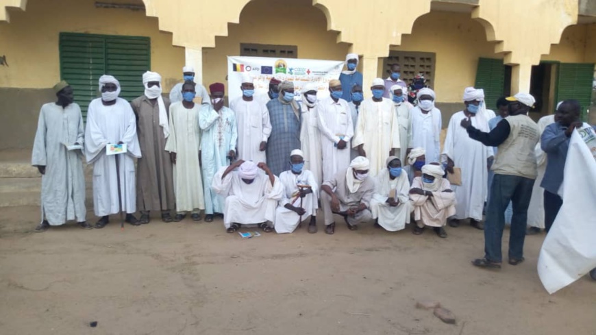 Tchad : à Adde, une concertation avec les éleveurs sur les besoins en infrastructures pastorales. © Mahamat Issa Gadaya/Alwihda Info Tchad : à Adde, une concertation avec les éleveurs sur les besoins en infrastructures pastorales. © Mahamat Issa Gadaya/Alwihda Info
