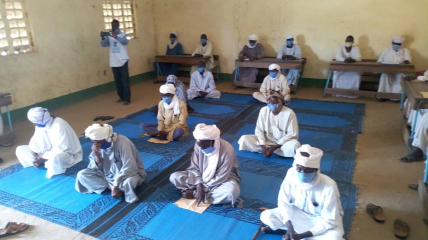 Tchad : à Adde, une concertation avec les éleveurs sur les besoins en infrastructures pastorales. © Mahamat Issa Gadaya/Alwihda Info Tchad : à Adde, une concertation avec les éleveurs sur les besoins en infrastructures pastorales. © Mahamat Issa Gadaya/Alwihda Info