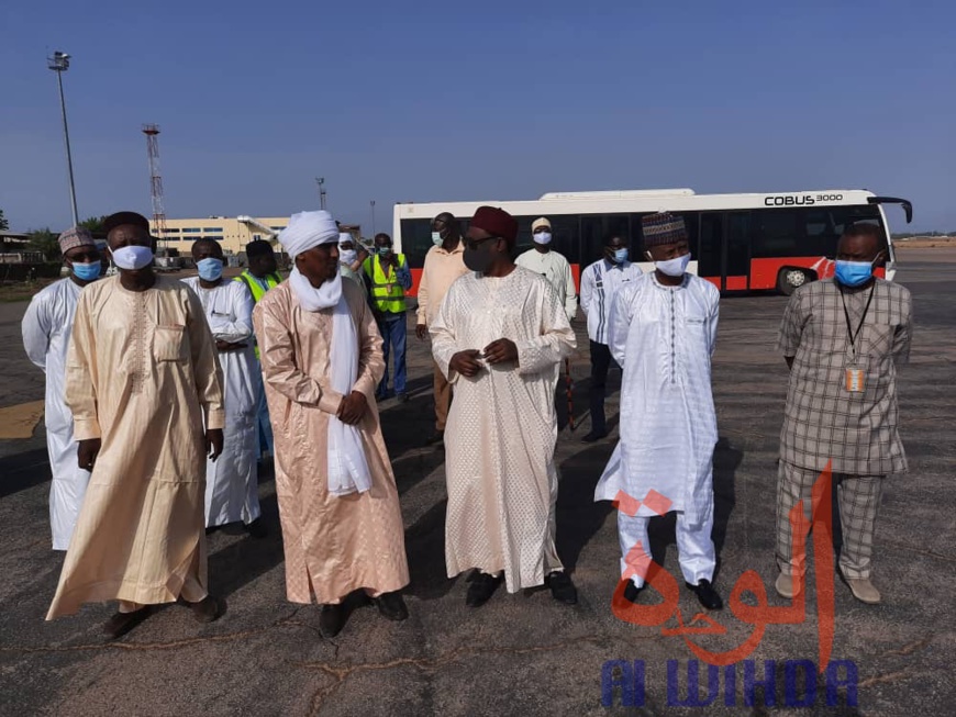 Tchad : une importante commande de matériels médicaux acheminée d'Inde Tchad : une importante commande de matériels médicaux acheminée d'Inde