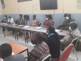 Tchad : à l'Est, des conseillers militaires formés sur la prévention de maladies. © Abba Issa/Alwihda Info Tchad : à l'Est, des conseillers militaires formés sur la prévention de maladies. © Abba Issa/Alwihda Info