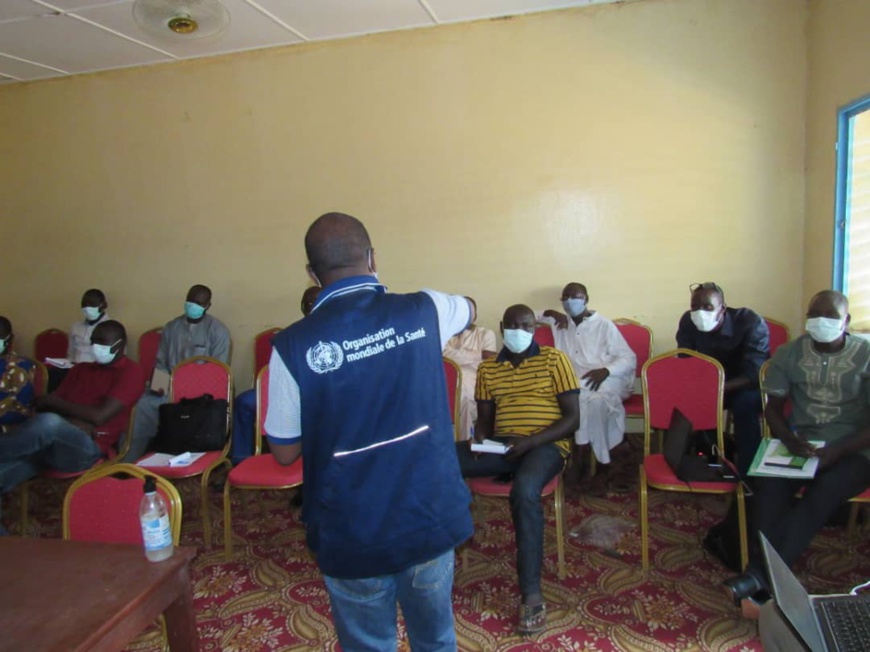 Tchad : à Goz Beida, la zone Est fait le point sur la situation épidémiologique. © Mahamat Issa Gadaya/Alwihda Info Tchad : à Goz Beida, la zone Est fait le point sur la situation épidémiologique. © Mahamat Issa Gadaya/Alwihda Info