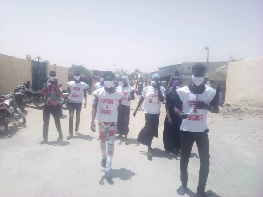 Tchad : à Massakory, des lots de masques offerts aux mosquées de la ville. © Mbainaissem Gédéon Mbeïbadoum/Alwihda Info