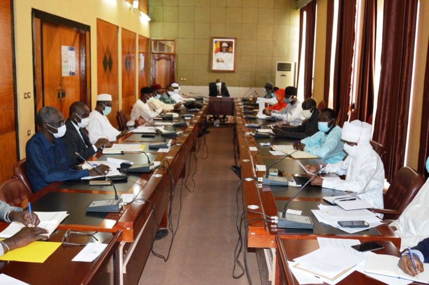 Tchad : le ministre Kalzeubé Payimi préside une réunion sur les régies financières Tchad : le ministre Kalzeubé Payimi préside une réunion sur les régies financières