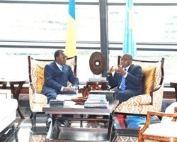Congo : Idriss Déby fait un escale chez Kabila